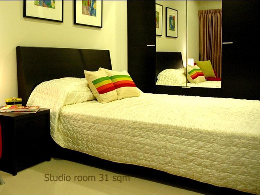 Bangkok Living Aparthotel Exterior photo