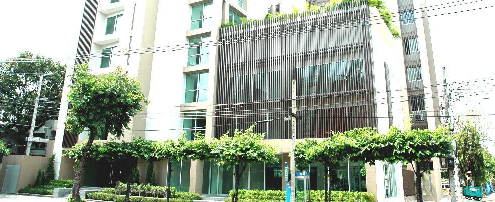 Bangkok Living Aparthotel Exterior photo