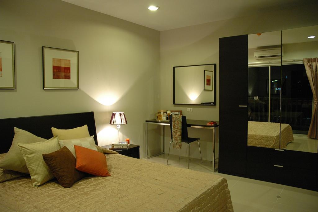 Bangkok Living Aparthotel Exterior photo