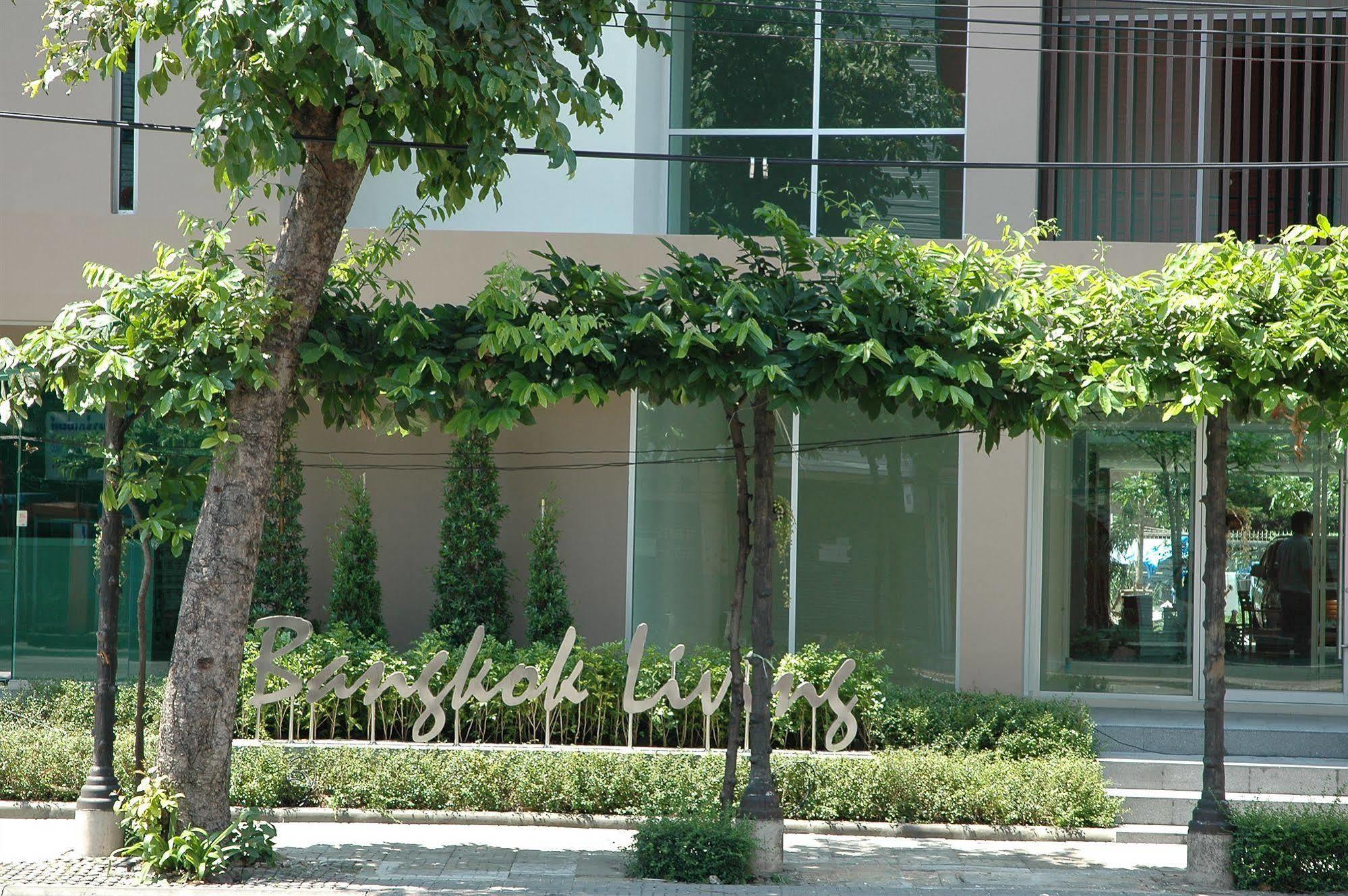 Bangkok Living Aparthotel Exterior photo