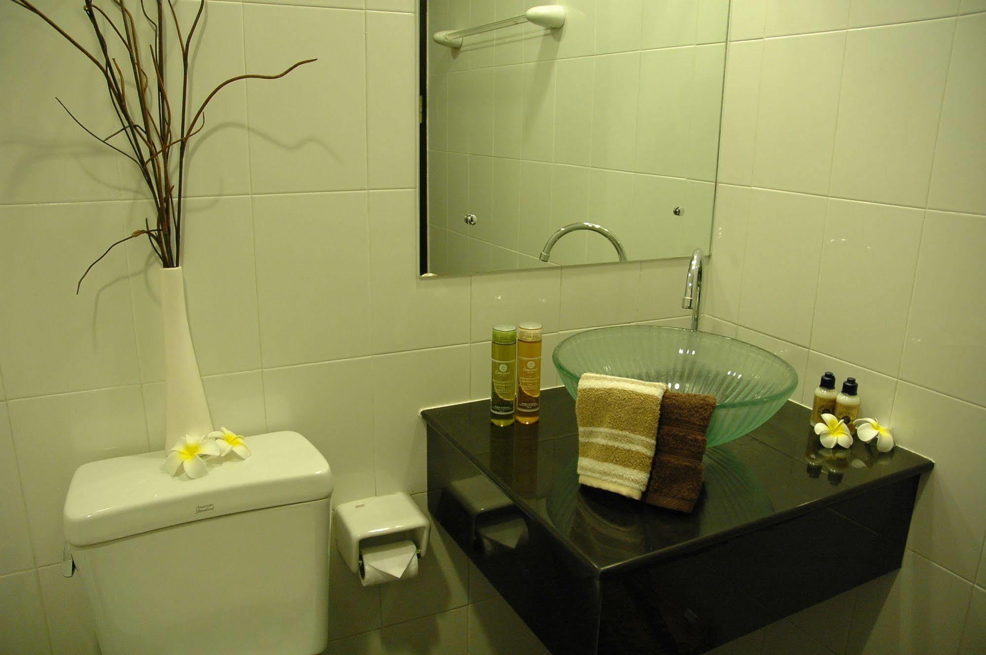 Bangkok Living Aparthotel Exterior photo